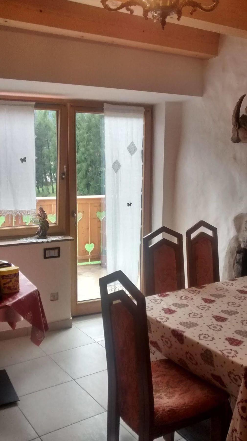 Beb La Stube Dei Partel Bed and Breakfast Ziano di Fiemme Buitenkant foto
